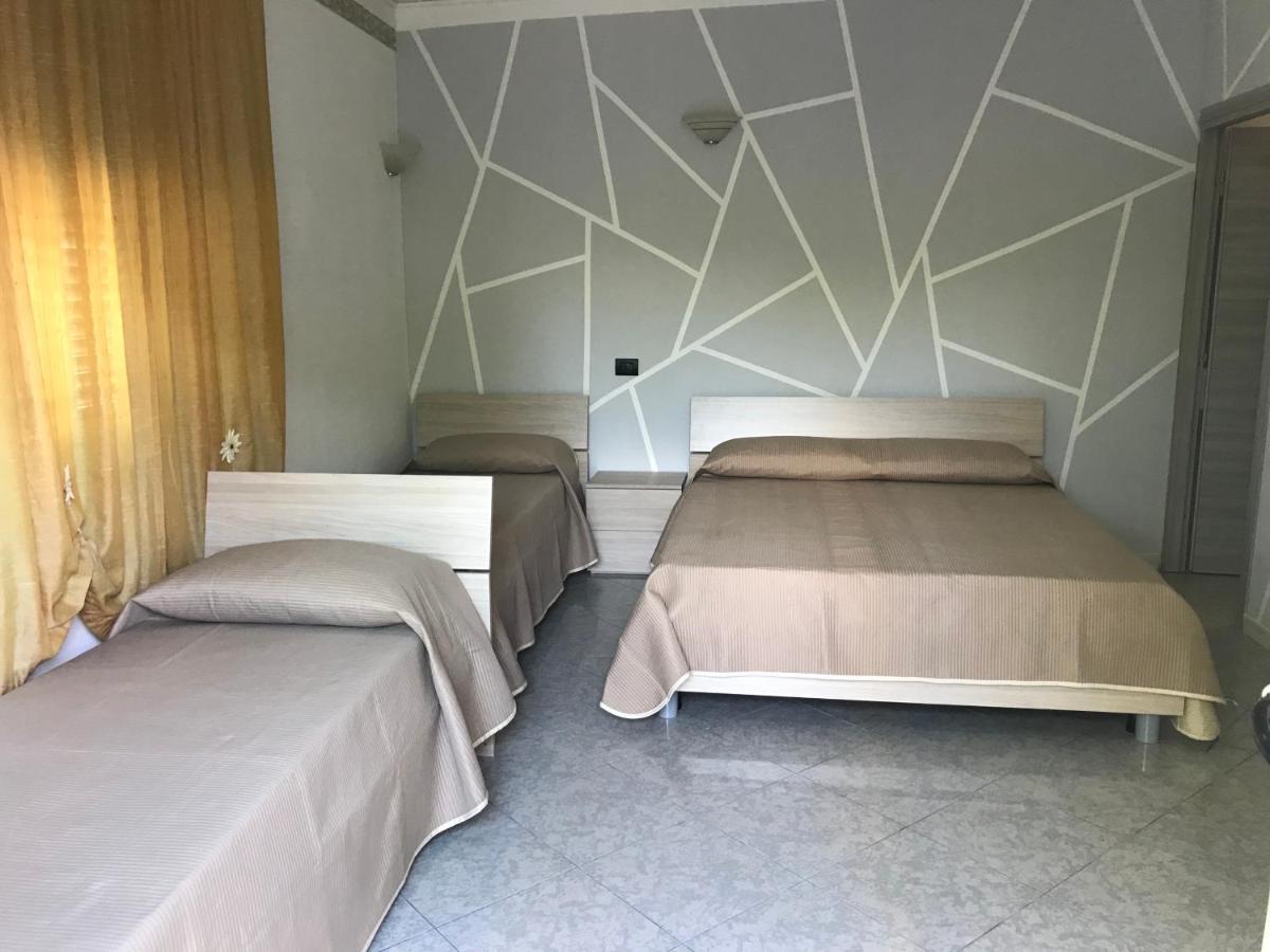 B&B The King Acconia Екстериор снимка